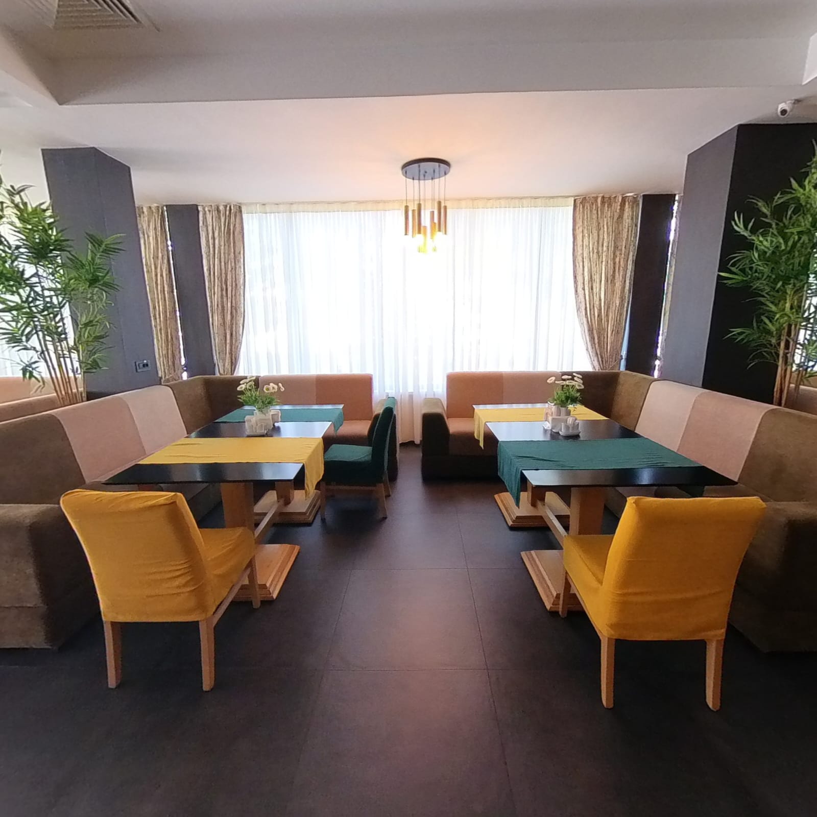Restaurant Bulevard interior